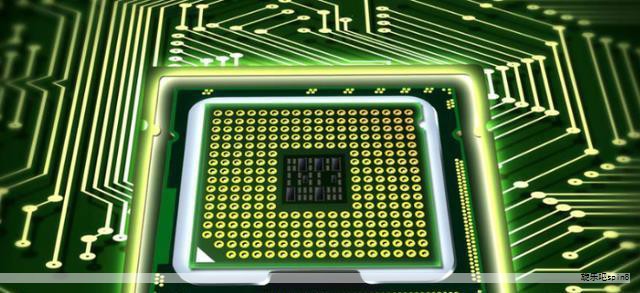 在全球竞争愈发激烈的背景下，芯片成为决定国家信息产业竞争力的关键一环。所说的芯片，其实是一种集成电路的载体，把多种电子元件和电路功能整合在一小块硅晶片上，通过封装形成可用于系统集成的电子器件。
