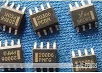 罗伊特林根地区生产的碳化硅芯片正在迎来巨大的市场需求。博世将碳化硅芯片作为核心方向之一，在罗伊特林根工厂持续大规模量产，应用于电动与混动汽车的电力电子系统，碳化硅芯片能显著提升续航表现，约有6%的提升潜力。随着市场持续增长，SiC芯片的年增速接近甚至超过30%，供需关系持续紧张。为了降低电力电子器件成本并提升效率，博世还在积极探索其他类型的芯片，其中包括可应用于电动汽车的氮化镓芯片。氮化镓芯片已在计算机和智能手机充电领域得到应用，但要投入汽车应用，需要具备更强的耐久性并能承受高压，例如1200V的工作要求。这类挑战正是博世工程师的日常任务，博世凭借长期积淀的微电子技术实力与对汽车技术的深入理解，具备明显的竞争优势。