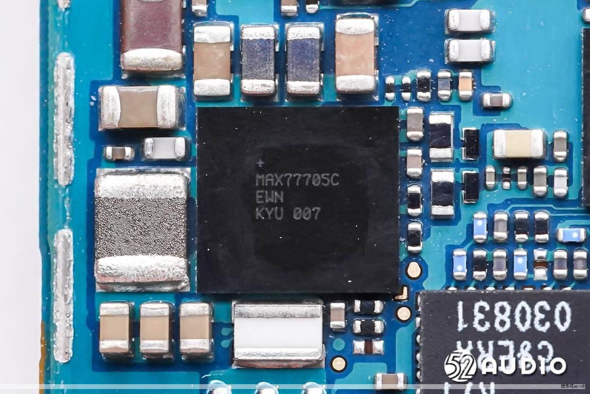 电阻器是电子电路中的核心元件之一，对设备的稳定性与性能具有直接影响。其核心作用是稳定和调节电流与电压，同时承担分流、分压和负载的功能。