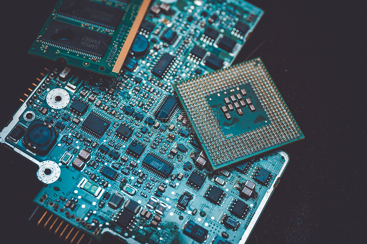 国产智驾芯片厂商黑芝麻智能与知名产业投资机构武岳峰科创及其产业合作伙伴（上海虹桥小镇投资集团）达成战略投资意向