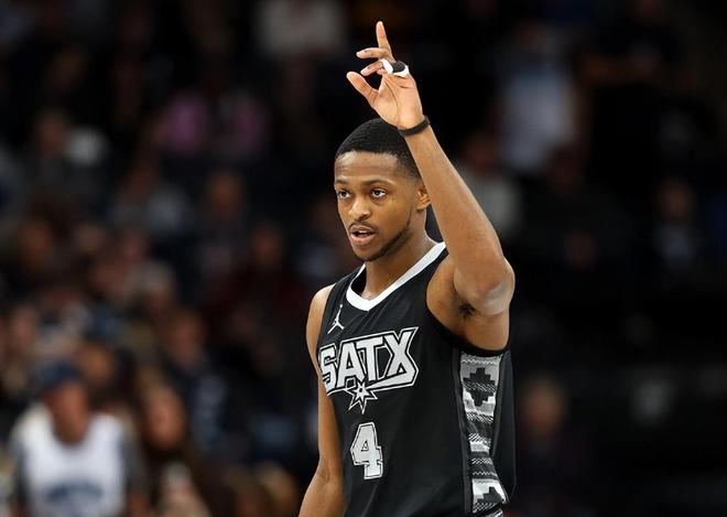 1990-1999年出生NBA球星巅峰对决：东契奇、约基