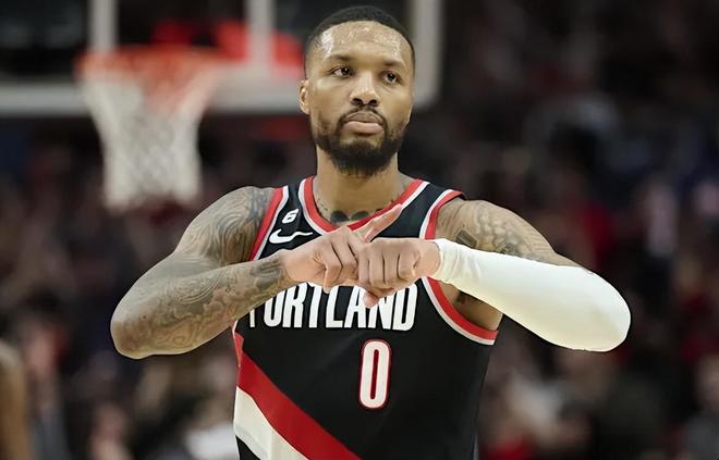 1990-1999年出生NBA球星巅峰对决：东契奇、约基