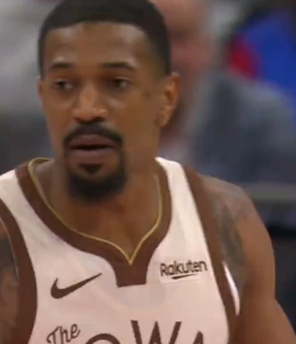 活塞51胜锁定季后赛 勇士三将伤退惨败