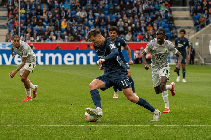 巴萨瞄准霍芬海姆阿斯拉尼 多队竞争引转会费飙