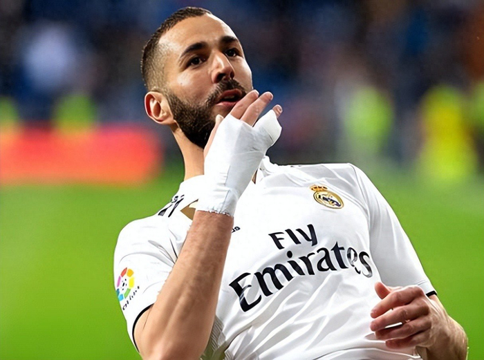 07后新星邓捷夫留洋归来国安首秀成主力引关注