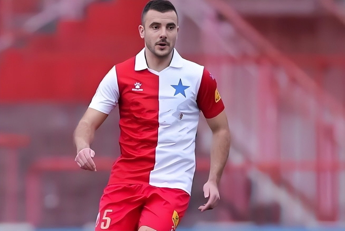 07后新星邓捷夫留洋归来国安首秀成主力引关注