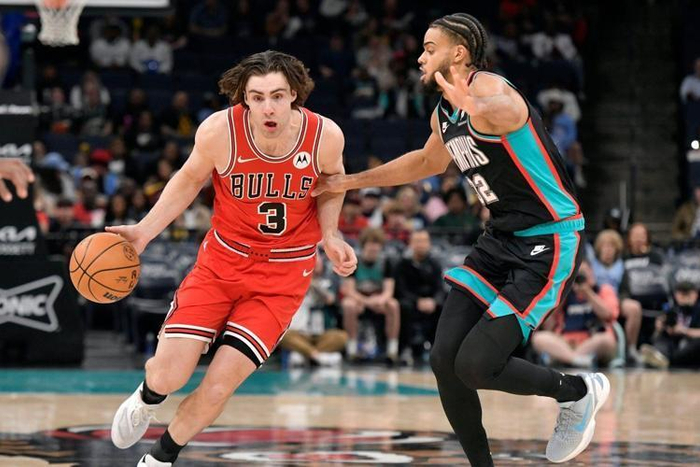 NBA常规赛多点开花：杰伦-约翰逊复制詹姆斯壮举