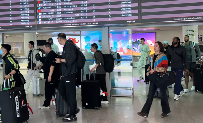 辽宁客场备战季后赛G1 莱迪加练迎战山东